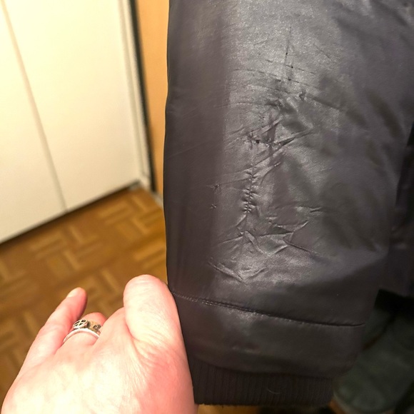 Black Sorel Tivoli Mid-length Down Puffer Coat - Picture 13 of 14